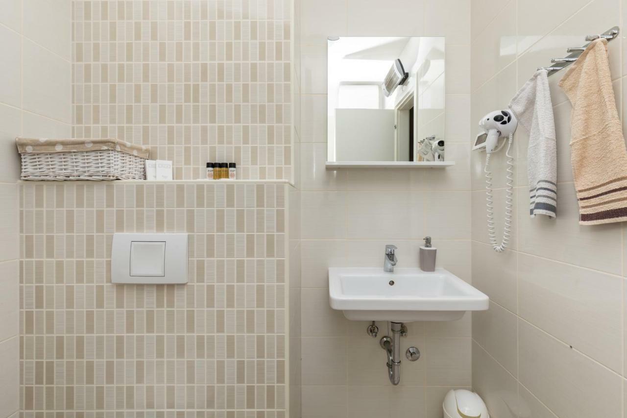 Apartment Marcela With Private Parking Σπλιτ Εξωτερικό φωτογραφία