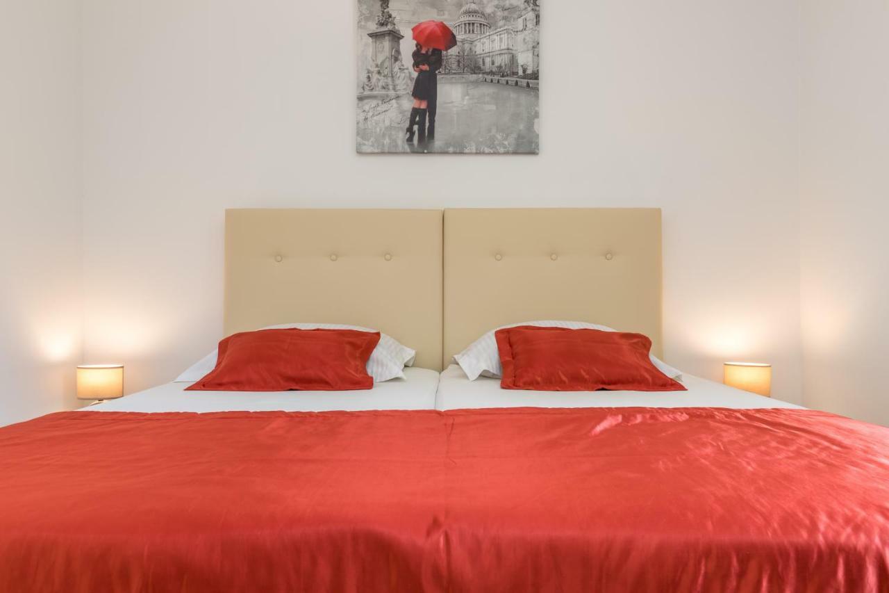Apartment Marcela With Private Parking Σπλιτ Εξωτερικό φωτογραφία